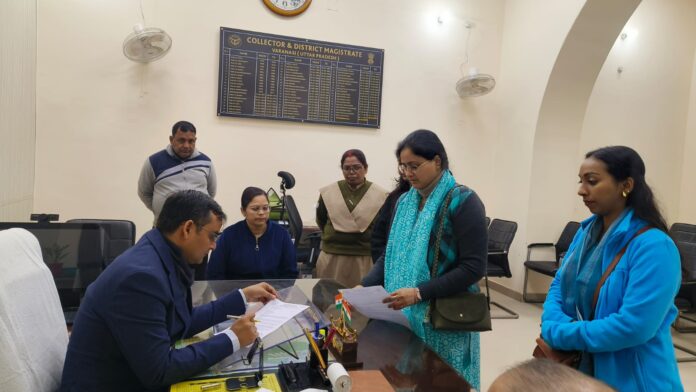 2b527742418a2db868d92ebdaa697592_518010030