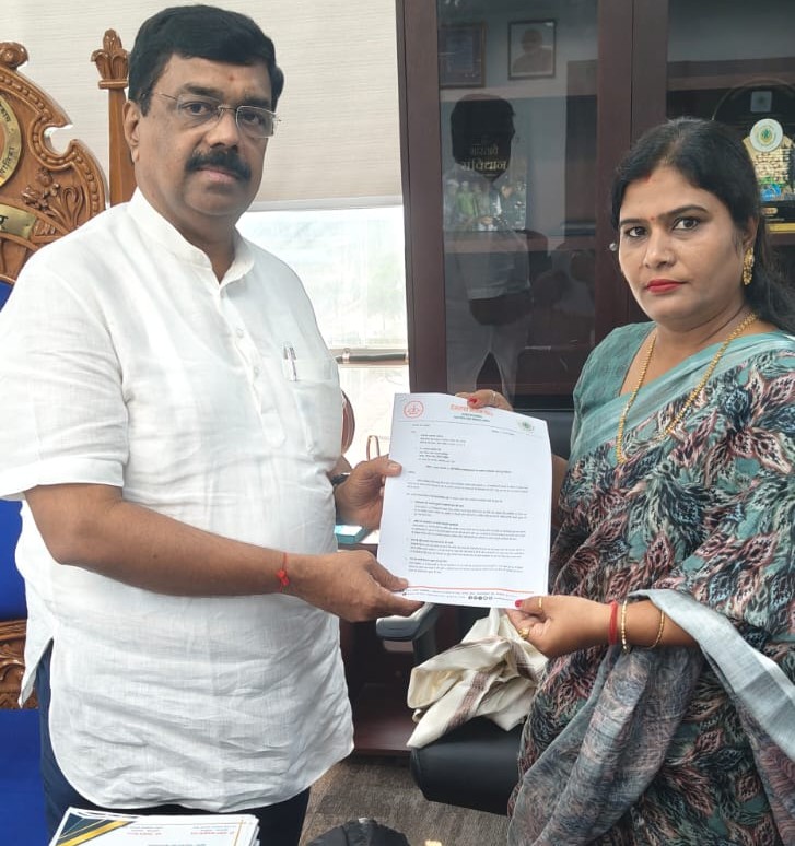 VVCMC Ward 18 Civic Issues! नगरसेविका ने त्वरित कार्रवाई की मांग उठाई