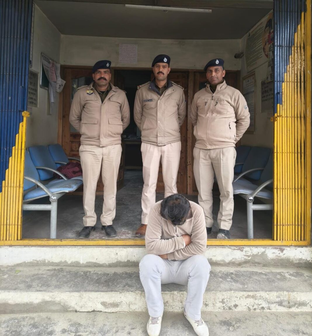 Shimla Drug Supplier Arrested: डेढ़ साल से फरार शाही महात्मा गैंग का सप्लायर आखिर पकड़ा गया