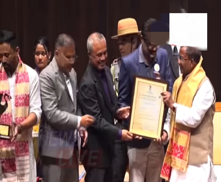 Dr Bhupen Nath Saikia Award 2020! रमेन बोरा और जिंटू भट्टाचार्य को मिला श्रेष्ठ चित्रनाट्य सम्मान