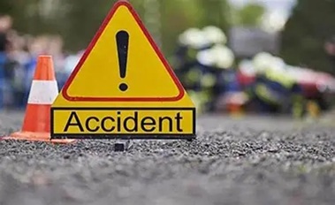 Sultanpur Bridge Accident: निर्माणाधीन पुलिया में गिरी बाइक, एक की मौत—सावधान रहें!