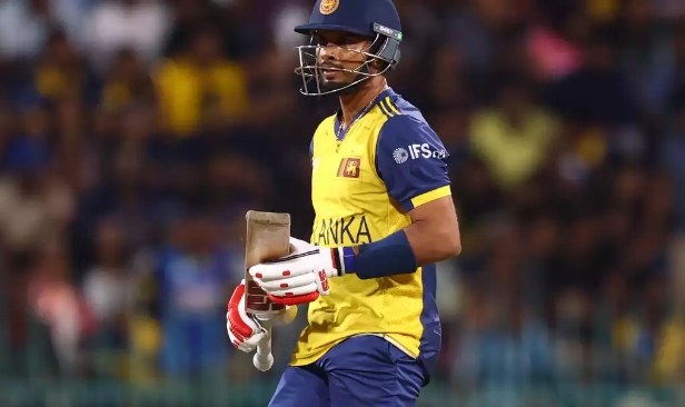 विश्व कप से बाहर होने के बाद दासुन शनाका ने मांगे दीर्घकालिक सुधार