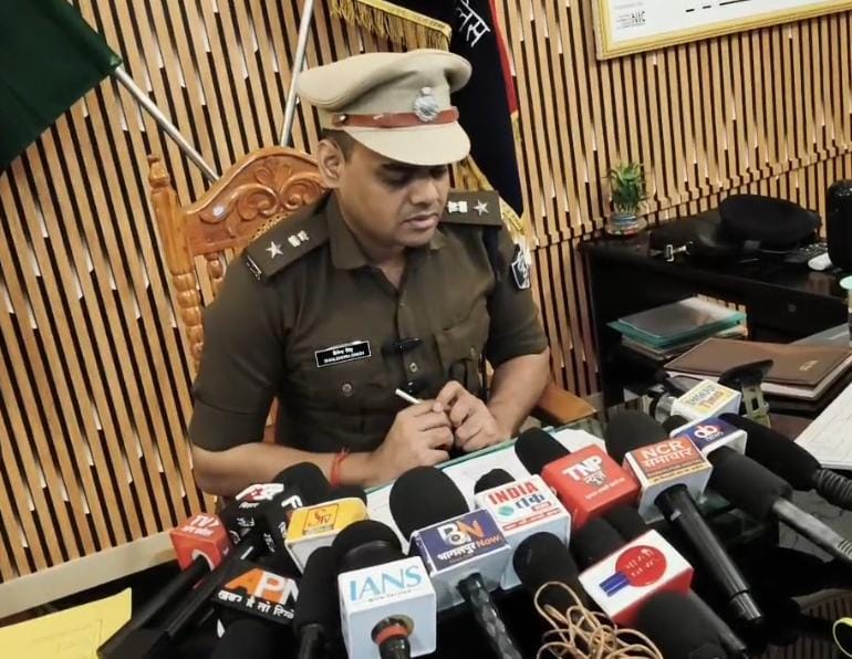 Bhagalpur Liquor Seizure: टैंकर से 3773 लीटर विदेशी शराब बरामद, दो गिरफ्तार