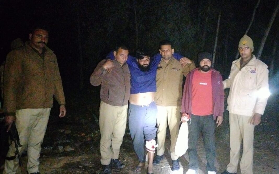 Bareilly Police Encounter Action! मुठभेड़ में दो गिरफ्तार, एक बदमाश घायल