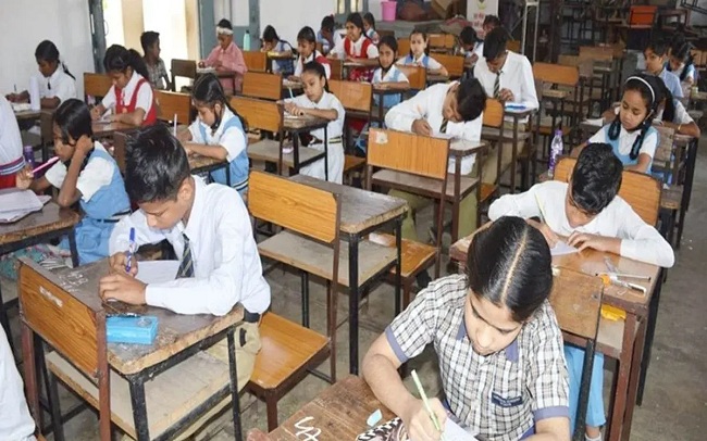 MP Board Pattern Exam 2026 शुरू! 5वीं और 8वीं के 24.90 लाख छात्र आज देंगे परीक्षा