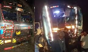Chhattisgarh Bus Accident: श्रद्धालुओं से भरी बस को ट्रक ने मारी टक्कर, एक की मौत