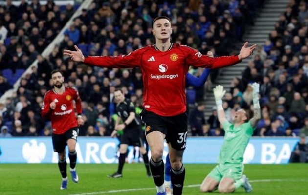 प्रीमियर लीग 2025-26 में सेस्को का सुपर गोल, मैनचेस्टर यूनाइटेड की बड़ी जीत!