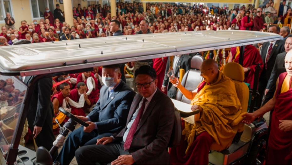 धर्मशाला में दलाई लामा की दीर्घायु के लिए विशेष प्रार्थना सभा, हजारों श्रद्धालु शामिल