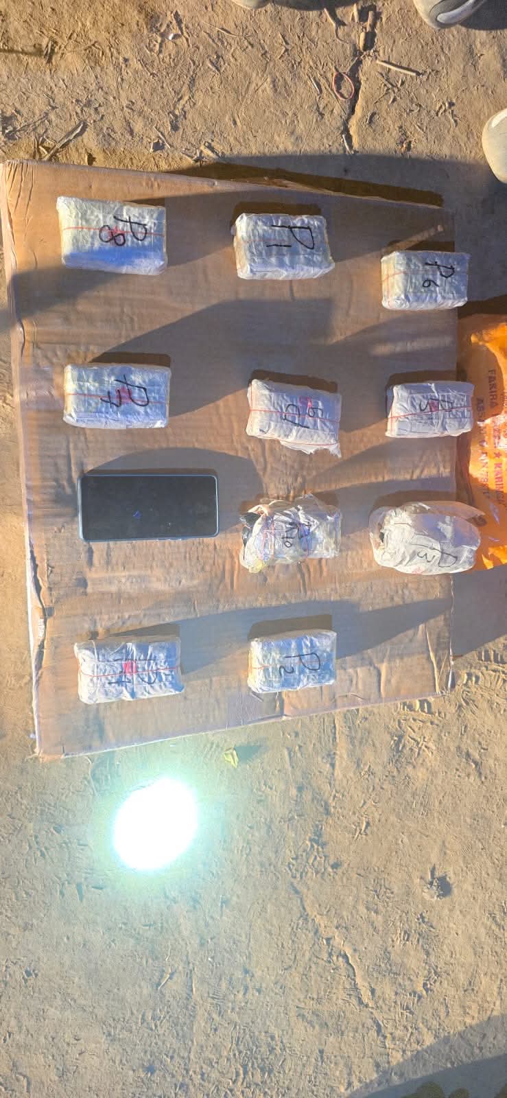 Assam Yaba Tablet Seizure में बड़ी कार्रवाई! 30,000 टैबलेट जब्त, दो तस्कर गिरफ्तार