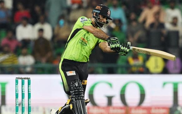 PSL में बॉल टेम्परिंग विवाद! फखर जमान ने आरोपों से किया इनकार, 48 घंटे में बड़ा फैसला