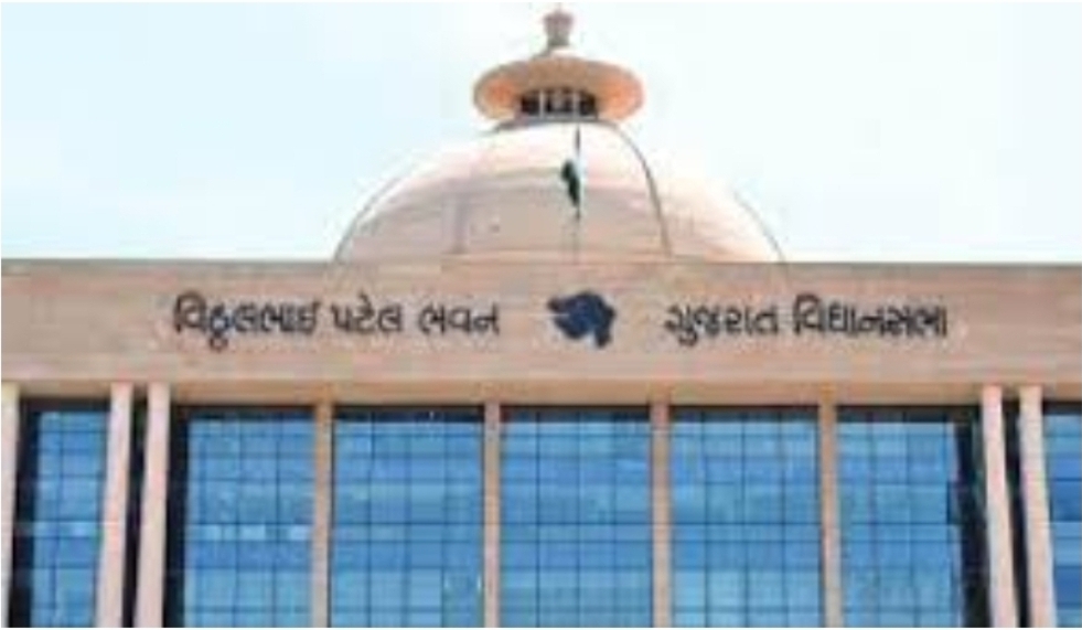 गुजरात में क्लिनिकल एस्टेब्लिशमेंट संशोधन विधेयक 2026 पास, फर्जी डॉक्टरों पर कसेगा शिकंजा