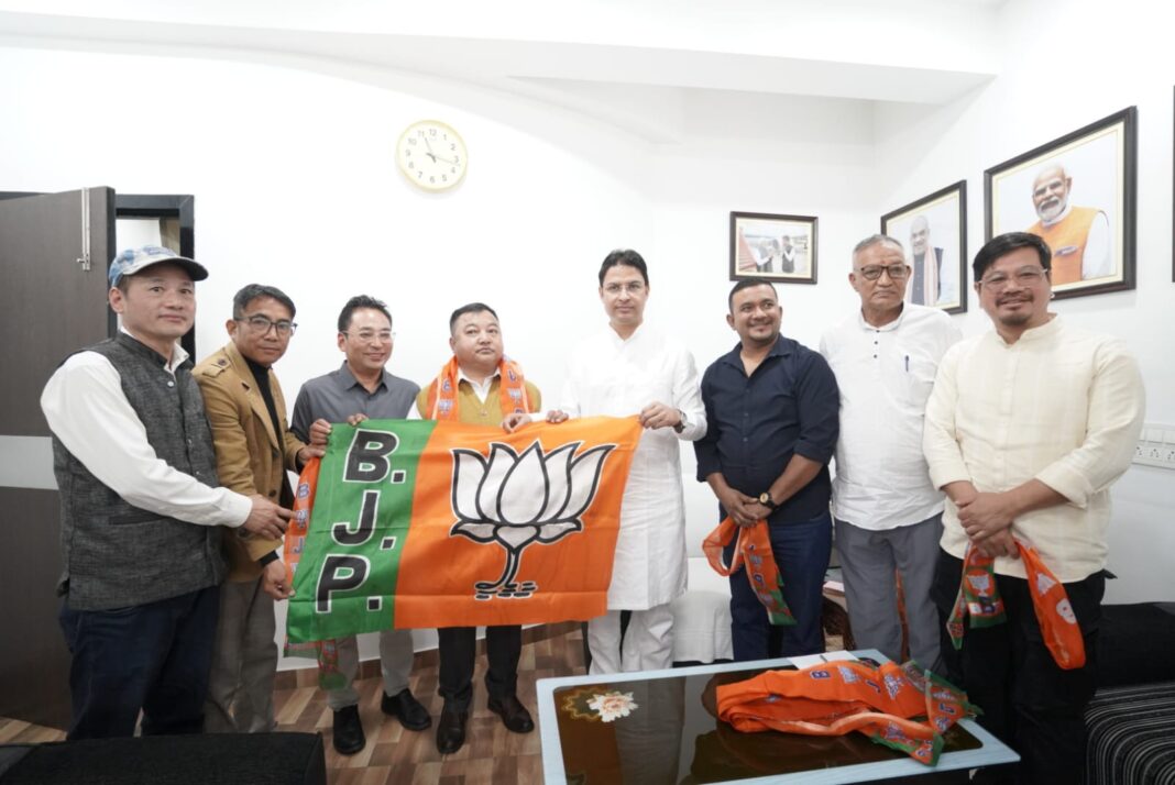 पहाड़ की राजनीति में बड़ा बदलाव! सतीश थापा भाजपा में शामिल, संगठन को मिलेगी मजबूती