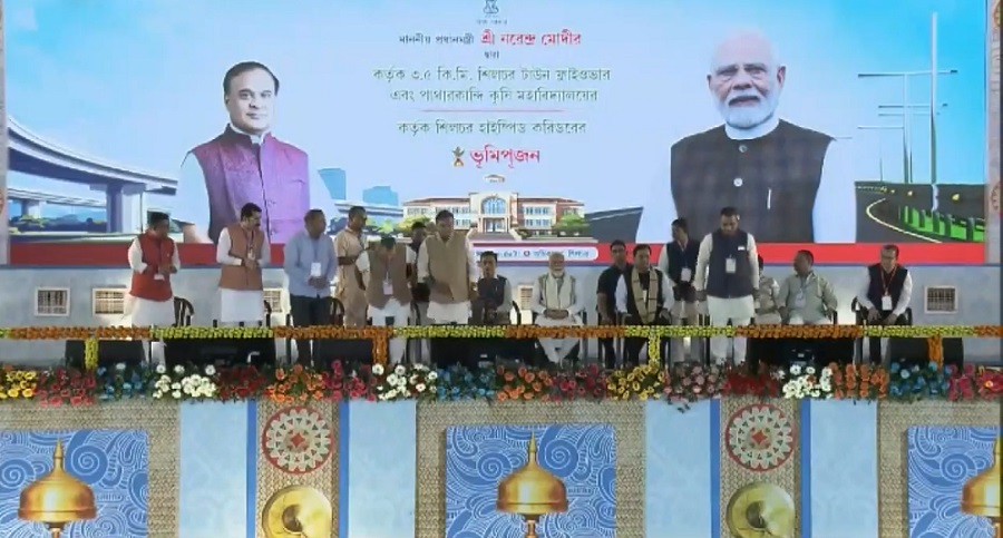 प्रधानमंत्री मोदी ने सिलचर में ₹23,550 करोड़ की तीन बड़ी परियोजनाओं की रखी आधारशिला