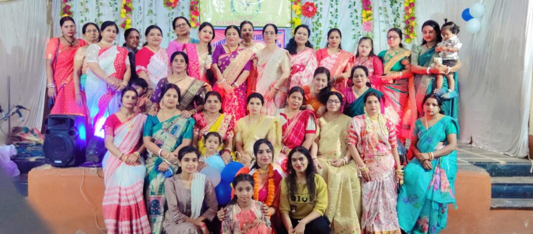 धमतरी में बंगाली नववर्ष उत्सव: रंगारंग कार्यक्रम और संस्कृति की शानदार झलक धमतरी में बंगाली नववर्ष उत्सव: रंगारंग कार्यक्रम और संस्कृति की शानदार झलक