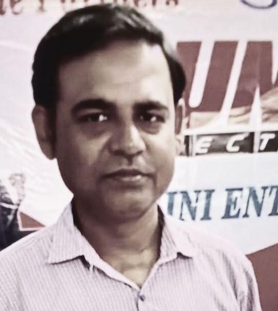 तेज रफ्तार बाइक का कहर! सड़क हादसे में व्यवसायी की दर्दनाक मौत, जानिए पूरी घटना तेज रफ्तार बाइक का कहर! सड़क हादसे में व्यवसायी की दर्दनाक मौत, जानिए पूरी घटना