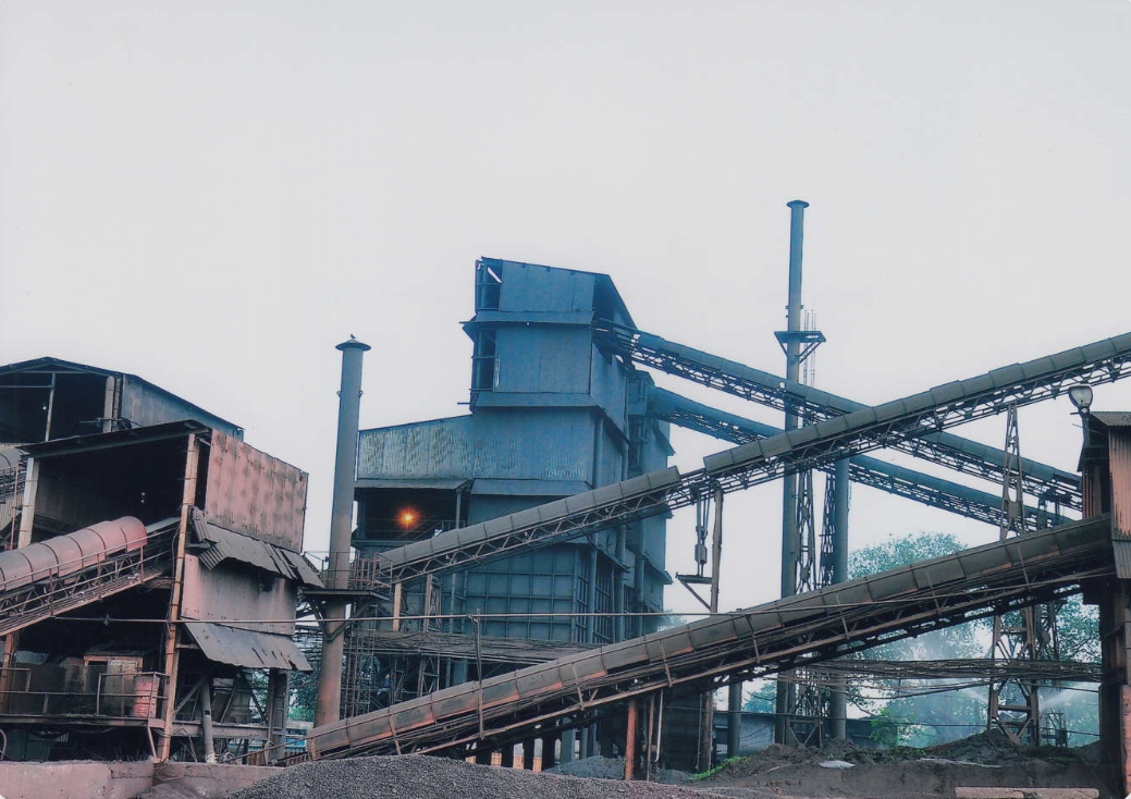 रामगढ़ इस्पात प्लांट में बड़ा हादसा: फर्नेस ब्लास्ट में 9 मजदूर घायल, 5 की हालत गंभीर रामगढ़ इस्पात प्लांट में बड़ा हादसा: फर्नेस ब्लास्ट में 9 मजदूर घायल, 5 की हालत गंभीर