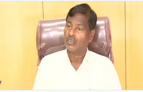 बीजद में बढ़ती हलचल: नेताओं के लगातार छोड़ने पर गणेश्वर बेहरा ने जताई चिंता बीजद में बढ़ती हलचल: नेताओं के लगातार छोड़ने पर गणेश्वर बेहरा ने जताई चिंता