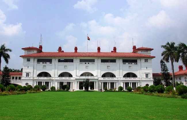 बिहार में सियासी हलचल तेज: अगले 48 घंटे अहम, नई सरकार को लेकर बड़ी हलचल बिहार में सियासी हलचल तेज: अगले 48 घंटे अहम, नई सरकार को लेकर बड़ी हलचल