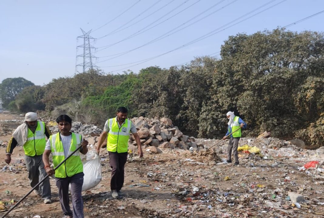 दिल्ली में बड़ा सफाई अभियान! 1.5 लाख मीट्रिक टन मलबा हटाकर MCD ने रचा रिकॉर्ड