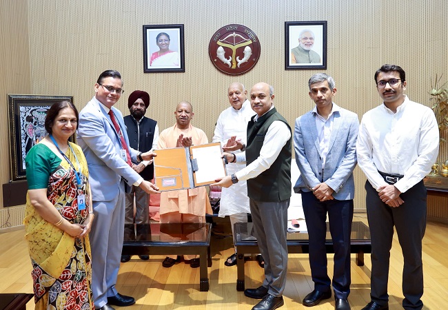 चित्रकूट डिफेंस कॉरिडोर में बड़ा कदम: योगी ने BEL को 75 हेक्टेयर जमीन सौंपी चित्रकूट डिफेंस कॉरिडोर में बड़ा कदम: योगी ने BEL को 75 हेक्टेयर जमीन सौंपी