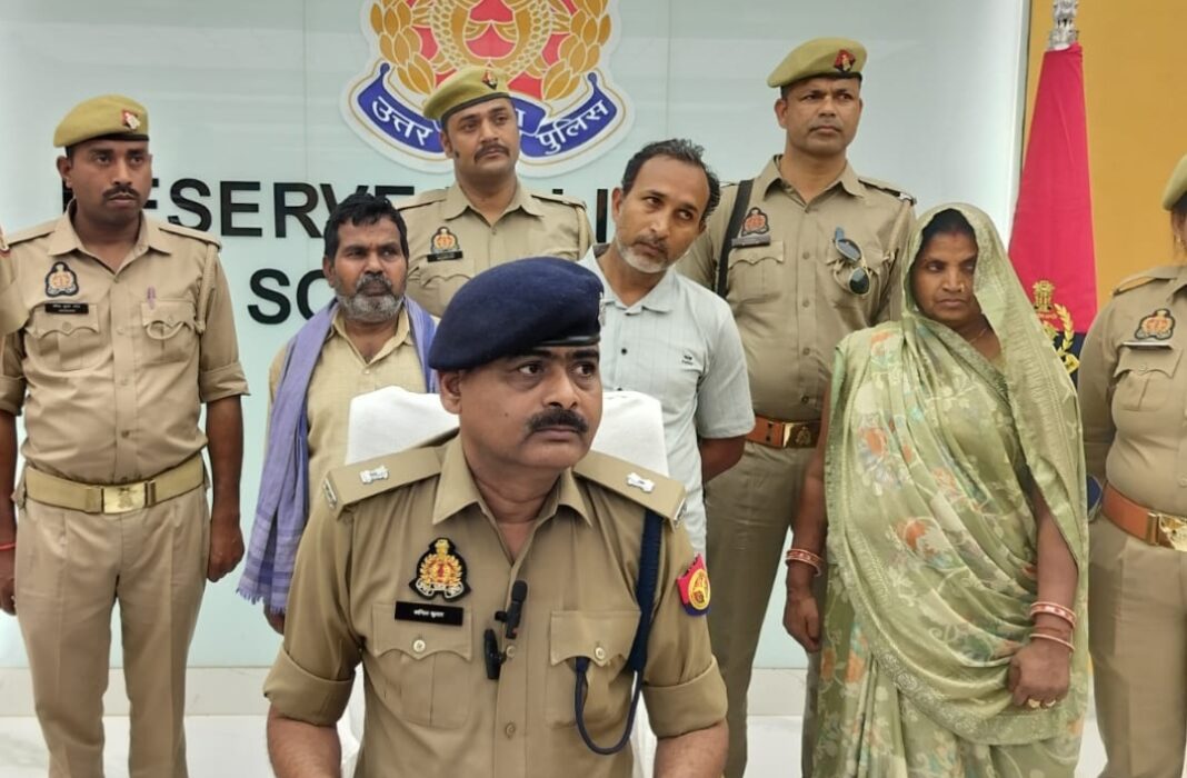 सोनभद्र में प्रॉपर्टी डीलर की हत्या का खुलासा, अवैध संबंध बना वजह, तीन गिरफ्तार