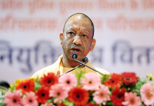 बारिश और आकाशीय बिजली से तबाही! योगी सरकार ने जारी किए तुरंत राहत के बड़े आदेश बारिश और आकाशीय बिजली से तबाही! योगी सरकार ने जारी किए तुरंत राहत के बड़े आदेश