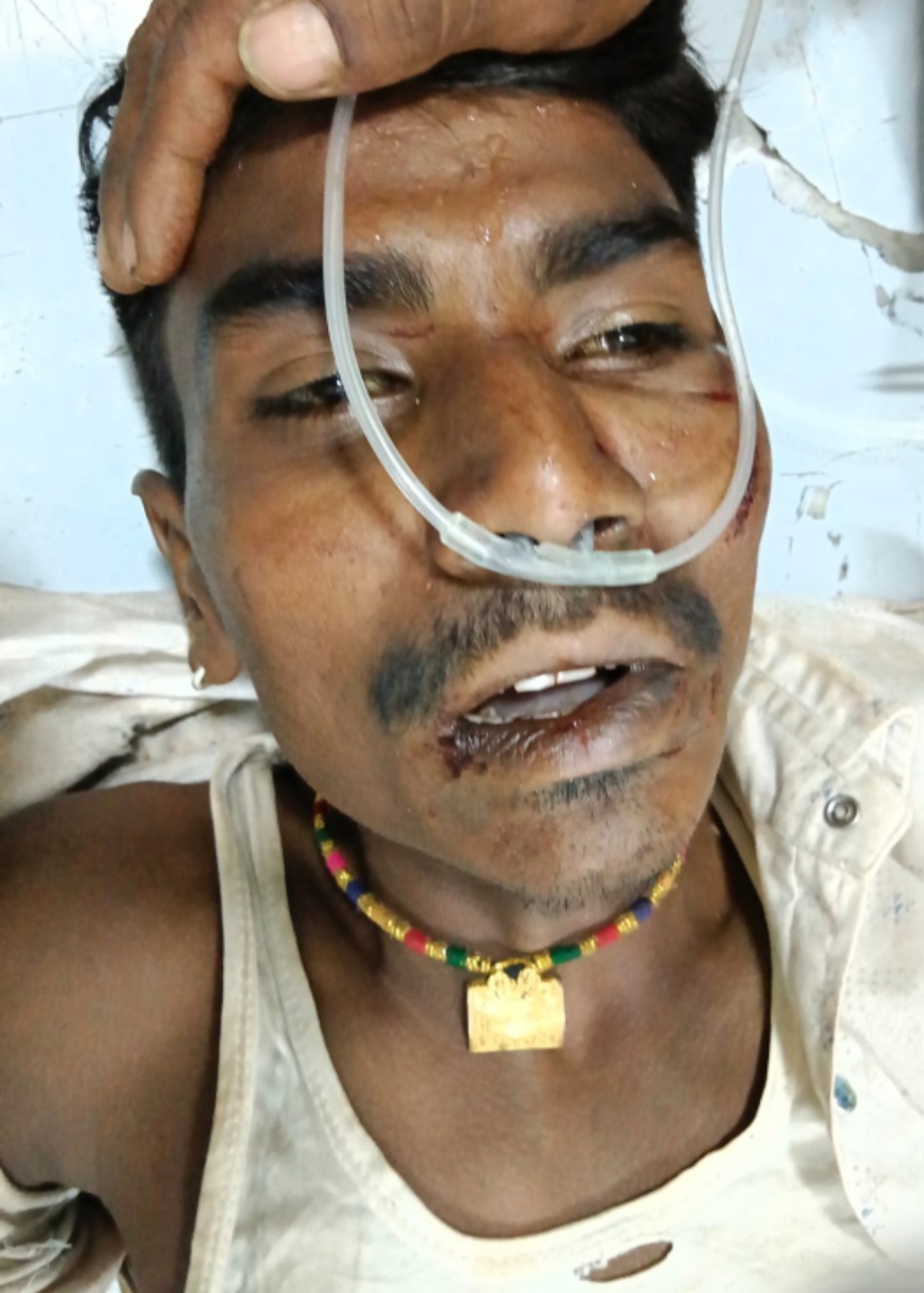 राजगढ़ में दर्दनाक सड़क हादसे, ट्रैक्टर पलटा और बाइक खंभे से टकराई; दो की मौत राजगढ़ में दर्दनाक सड़क हादसे, ट्रैक्टर पलटा और बाइक खंभे से टकराई; दो की मौत
