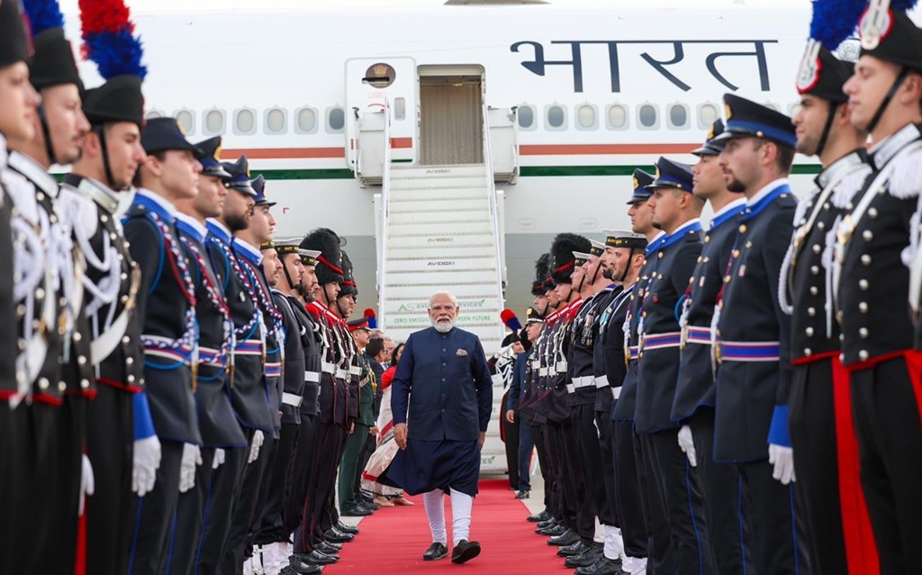 इटली पहुंचे प्रधानमंत्री मोदी, IMEC कॉरिडोर पर होगी अहम चर्चा इटली पहुंचे प्रधानमंत्री मोदी, IMEC कॉरिडोर पर होगी अहम चर्चा