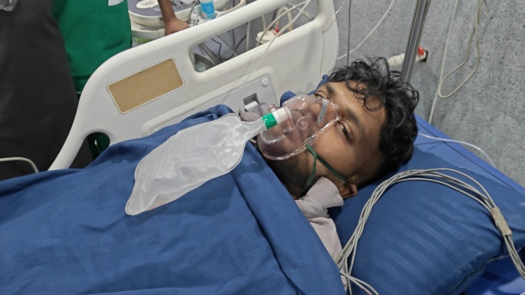 रामगढ़ में युवक को लगी गोली, हालत गंभीर, जांच में जुटी पुलिस रामगढ़ में युवक को लगी गोली, हालत गंभीर, जांच में जुटी पुलिस