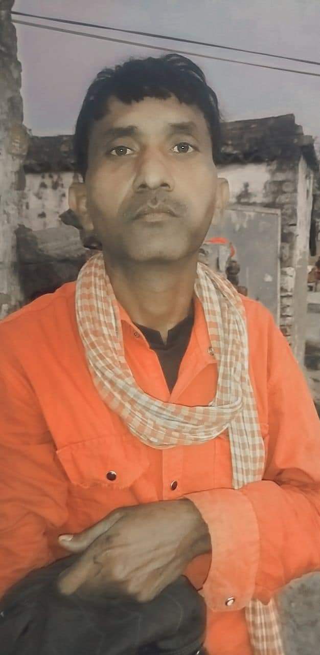 सीवान में दर्दनाक हादसा: सड़क पार करते समय स्कूल बस चालक की मौत सीवान में दर्दनाक हादसा: सड़क पार करते समय स्कूल बस चालक की मौत