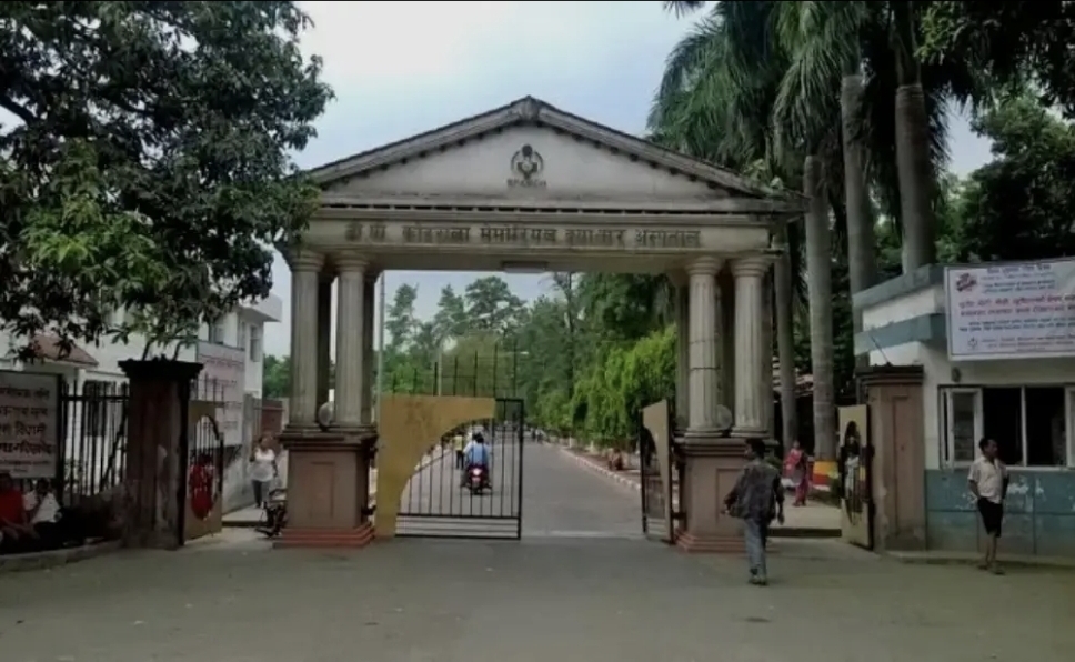 नेपाल में कैंसर मरीजों पर संकट! जीवनरक्षक दवाओं की भारी किल्लत से बढ़ी चिंता नेपाल में कैंसर मरीजों पर संकट! जीवनरक्षक दवाओं की भारी किल्लत से बढ़ी चिंता