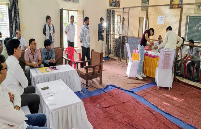 कनीना वार्ड-14 उपचुनाव में सुरेन्द्र की बड़ी जीत, 215 वोटों से विपक्ष को हराया कनीना वार्ड-14 उपचुनाव में सुरेन्द्र की बड़ी जीत, 215 वोटों से विपक्ष को हराया