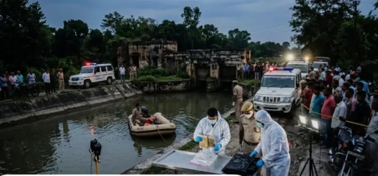 आईआईटी रुड़की के लापता शोध छात्र का शव गंग नहर में मिला, जांच में जुटी पुलिस आईआईटी रुड़की के लापता शोध छात्र का शव गंग नहर में मिला, जांच में जुटी पुलिस