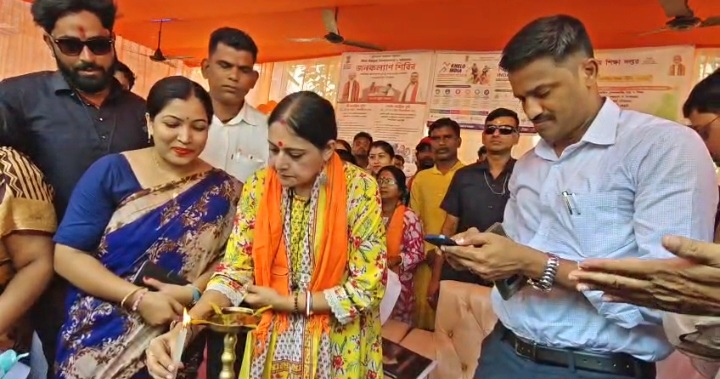 अग्निमित्र पाल ने किया कार्यक्रम का उद्घाटन अग्निमित्र पाल ने किया कार्यक्रम का उद्घाटन