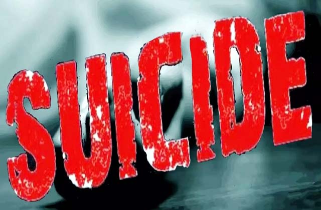 भारत में बढ़ती बेरोजगारी: युवाओं के लिए नए अवसरों की तलाश भारत में बेरोजगारी
