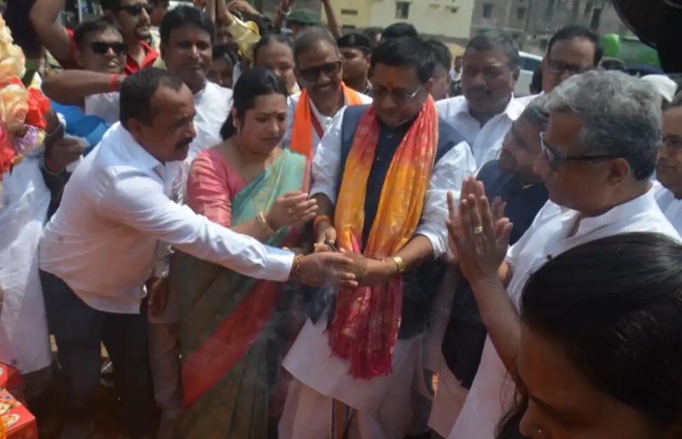 मंत्री ने किया उद्घाटन समारोह का उद्घाटन मंत्री ने किया उद्घाटन समारोह का उद्घाटन
