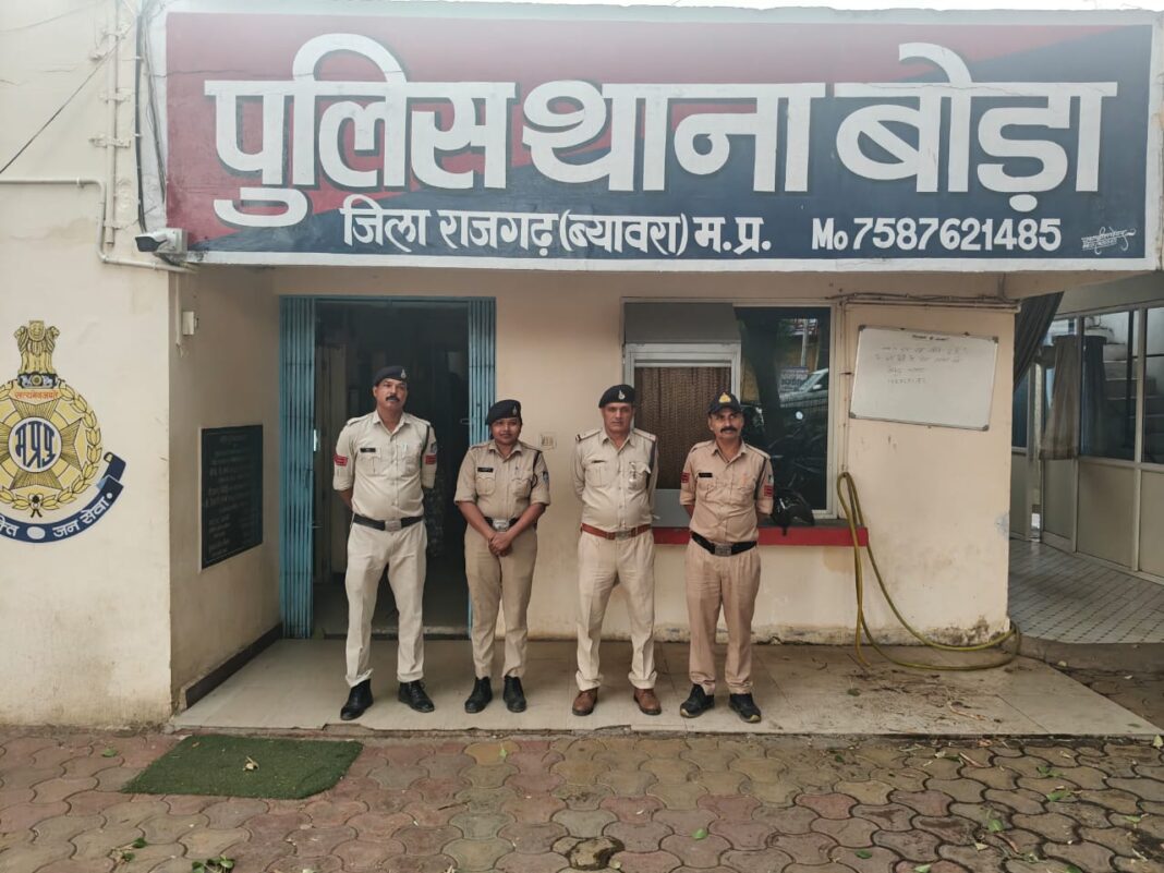 फरार आरोपी को पुलिस ने किया गिरफ्तार