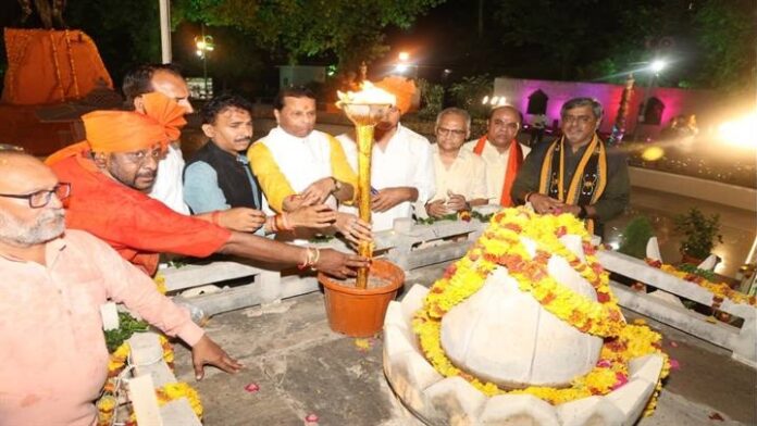 शहीद ज्योति यात्रा समाधि स्थल पर स्थापित शहीद ज्योति यात्रा समाधि स्थल पर स्थापित