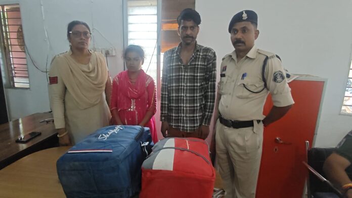 गांजा तस्करी में फंसा दंपत्ति गांजा तस्करी में फंसा दंपत्ति