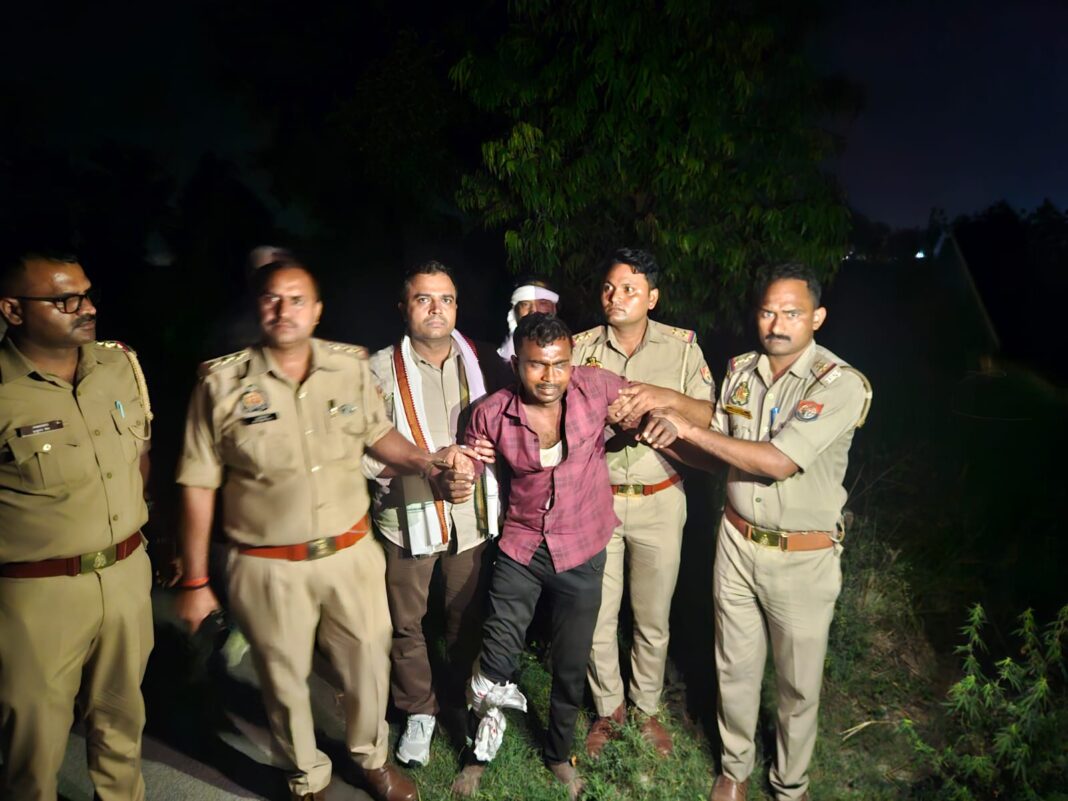 बदमाश घायल पुलिस की गिरफ्त में