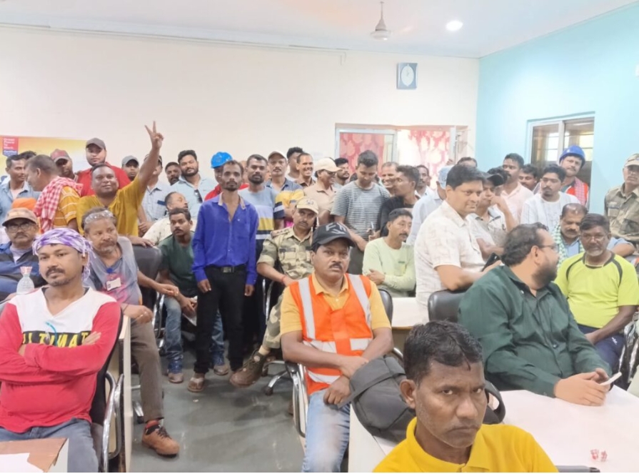 सेल प्रबंधन, प्रशासन और संयुक्त यूनियनों के प्रतिनिधियों के बीच बैठक