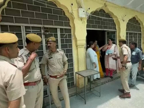 री-नीट 2026 परीक्षा: मेडिकल सीट का सपना लेकर 2.09 लाख अभ्यर्थी देंगे परीक्षा री-नीट 2026 परीक्षा: मेडिकल सीट का सपना लेकर 2.09 लाख अभ्यर्थी देंगे परीक्षा