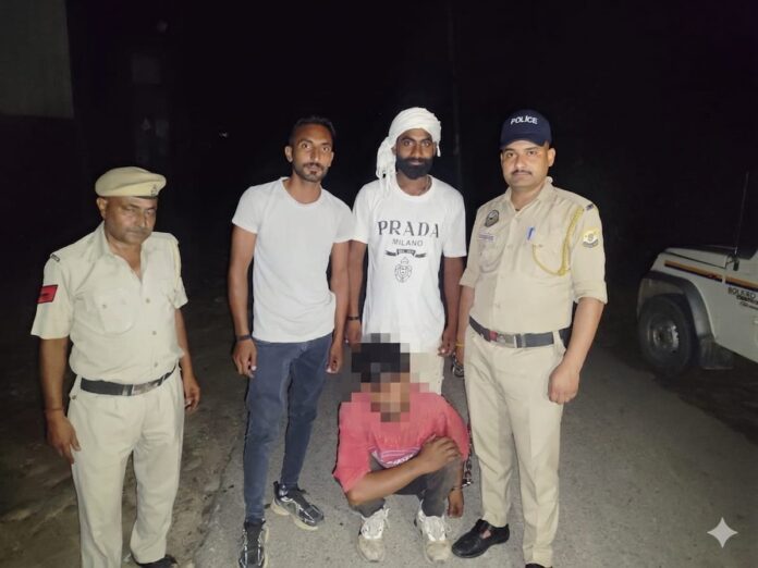 चोरी के आरोप में पुलिस ने आरोपी को किया गिरफ्तार चोरी के आरोप में पुलिस ने आरोपी को किया गिरफ्तार