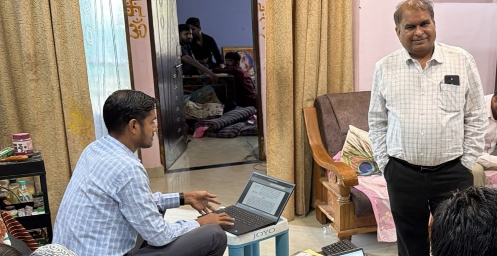 जबलपुर : नगर निगम के प्रभारी सहायक स्वास्थ्य अधिकारी के ठिकानों पर ईओडब्ल्यू का छापा जबलपुर : नगर निगम के प्रभारी सहायक स्वास्थ्य अधिकारी के ठिकानों पर ईओडब्ल्यू का छापा