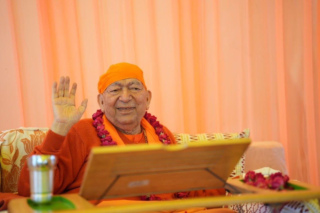 चार वेदों के यज्ञानुष्ठान के 66वें दिन यज्ञ पूजा का संदेश, अंधविश्वास से दूर रहने की अपील चार वेदों के यज्ञानुष्ठान के 66वें दिन यज्ञ पूजा का संदेश, अंधविश्वास से दूर रहने की अपील
