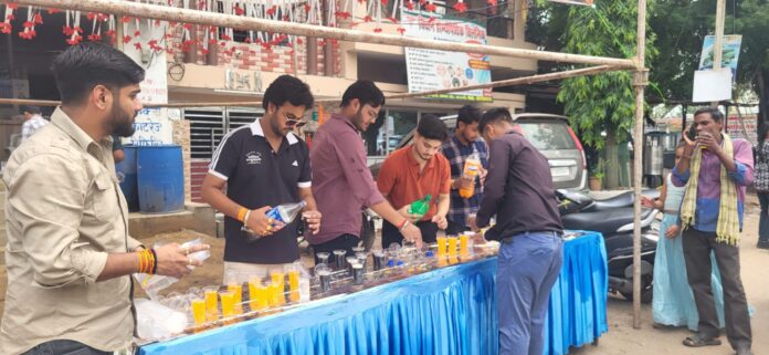 महाराणा प्रताप जयंती पर बीटीआई चौक में शरबत वितरण कार्यक्रम, स्वर्गीय नरेश सिंह को श्रद्धांजलि महाराणा प्रताप जयंती पर बीटीआई चौक में शरबत वितरण कार्यक्रम, स्वर्गीय नरेश सिंह को श्रद्धांजलि