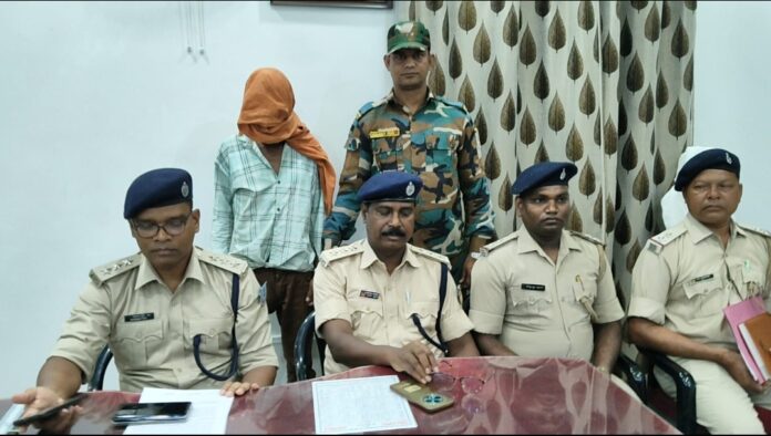 जगन्नाथपुर अनुमंडल पुलिस पदाधिकारी बहामन टूटी