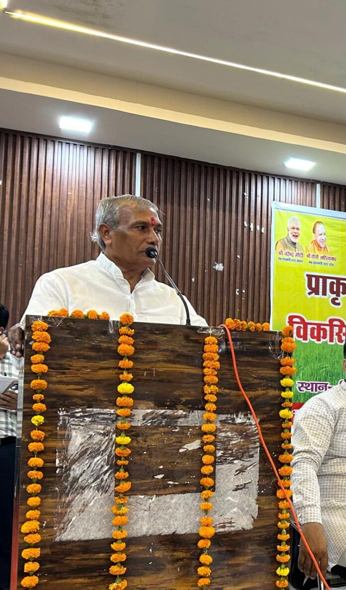 पी एम ने किसानों को सशक्त बनाने का काम किया ह