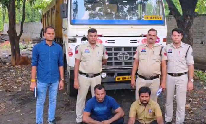 पुलिस ने आरोपी को किया गिरफ्तार, मामले की जांच जारी