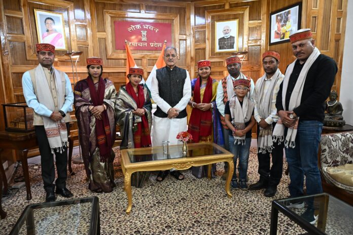 लोकभवन में कार्यक्रम लोकभवन में कार्यक्रम